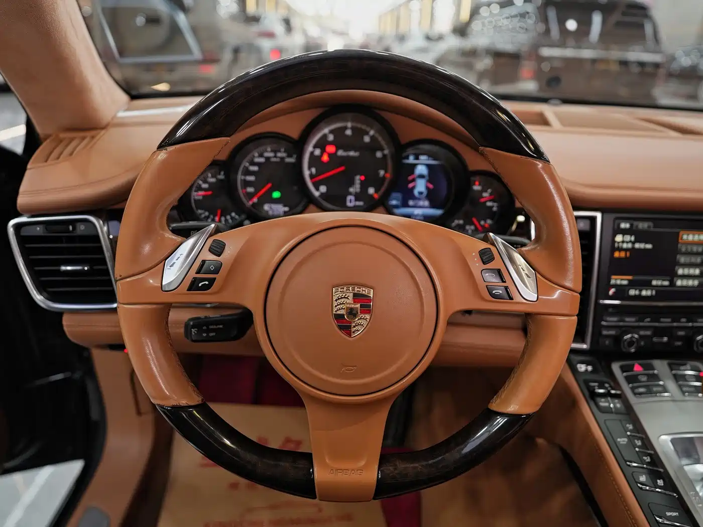 Porsche Panamera 2014 Panamera Turbo Executive 4.8T фото 24
