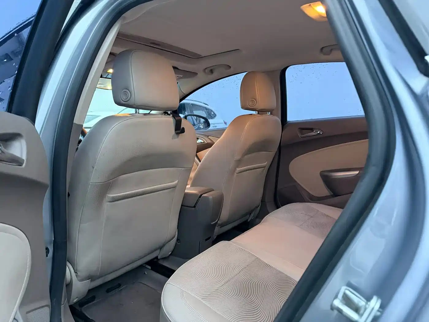 Photo 6 - Buick Excelle
