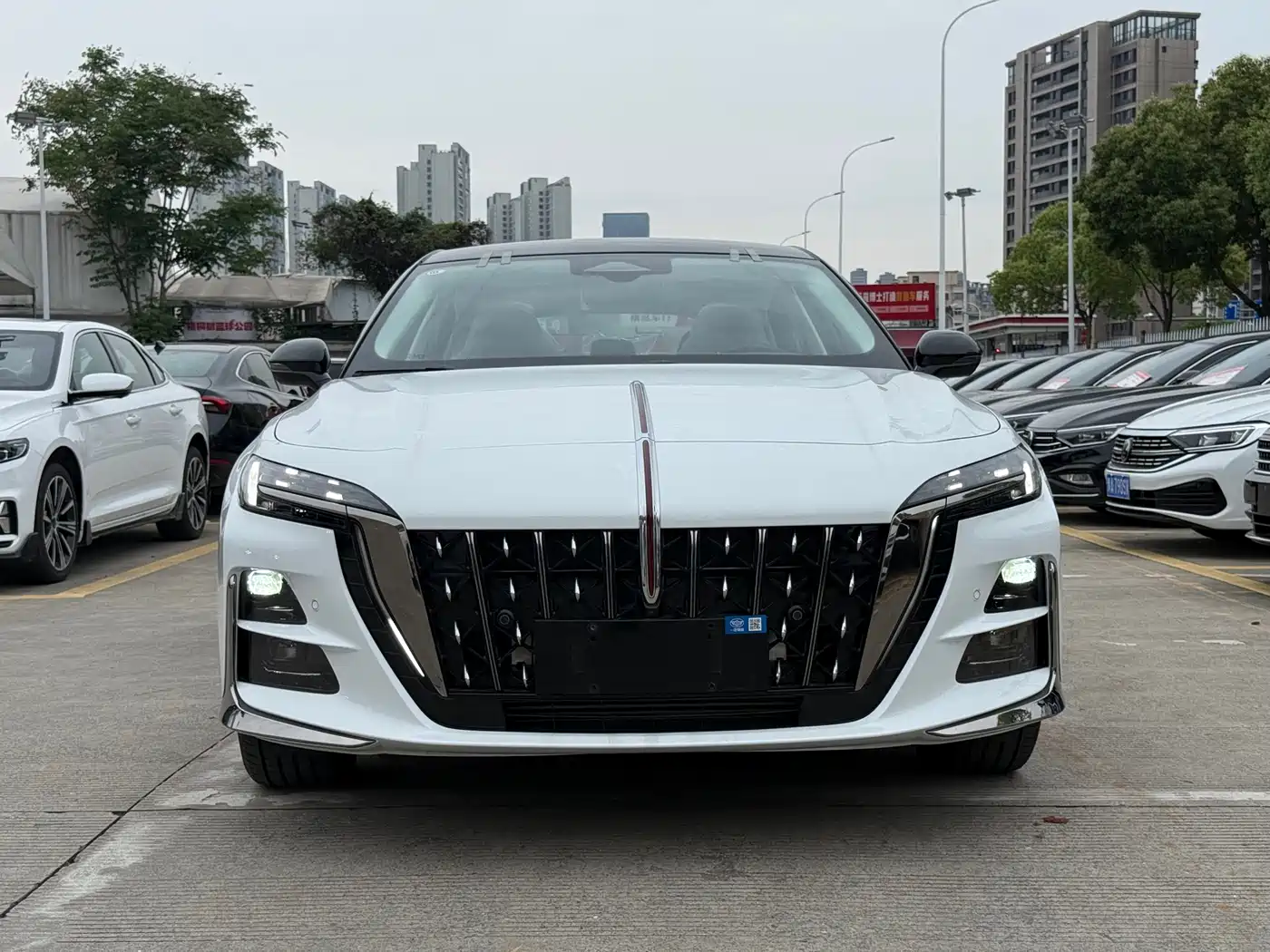 Hongqi H6 2025 Model 2.0T Beauty Edition фото 2
