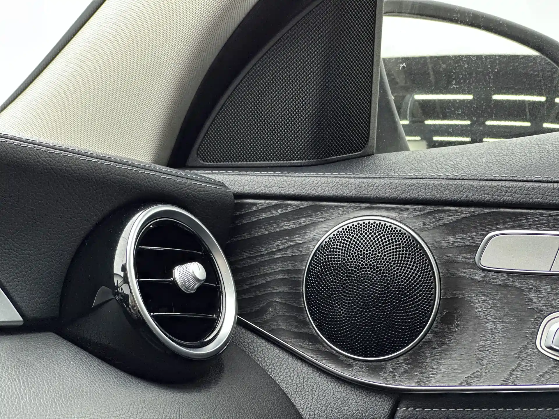 Фото 7 - Mercedes-Benz C-Class