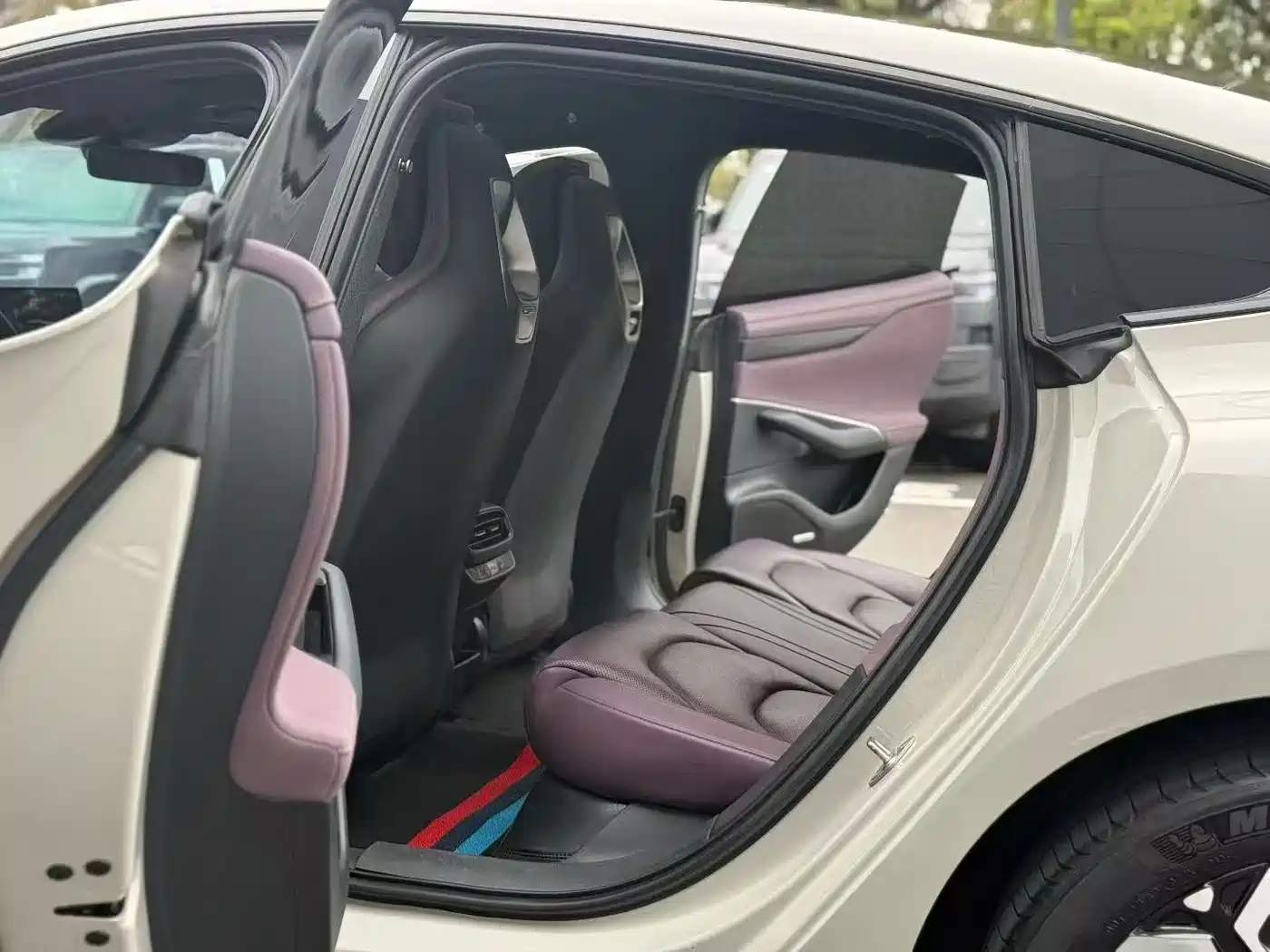 XIAOMI CAR XIAOMI SU7