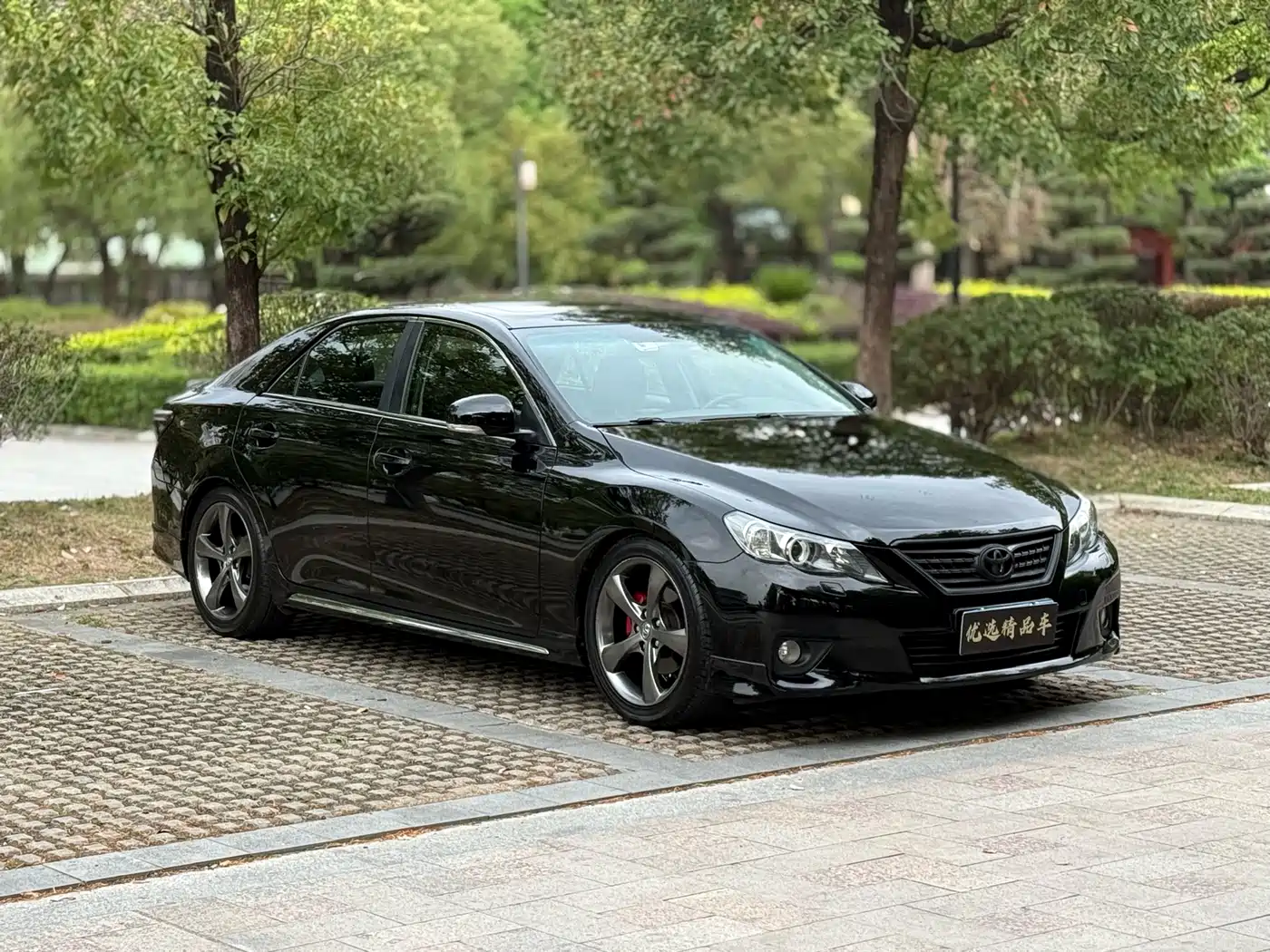 Toyota Reiz 2012 2.5V Grace Elite Styling Edition фото 3
