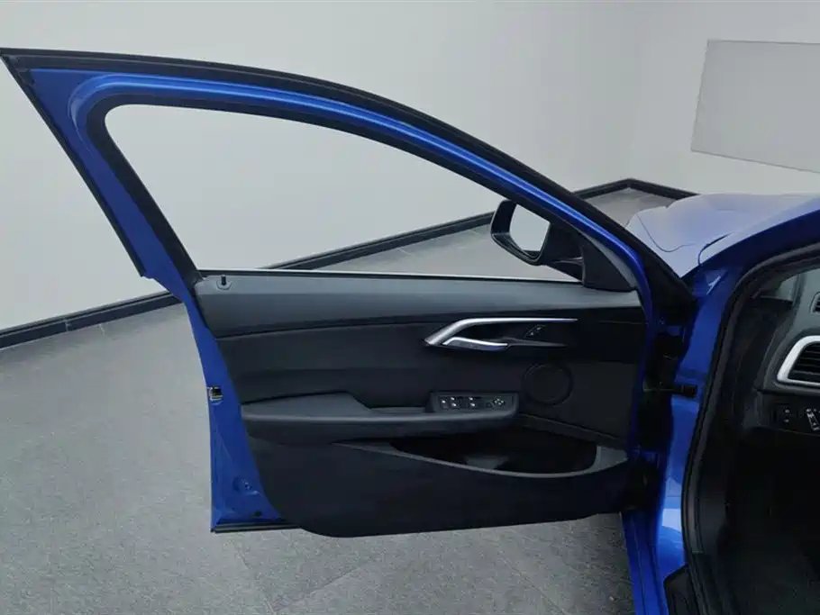 BMW 1 Series 2019 118i Fashion Edition фото 7