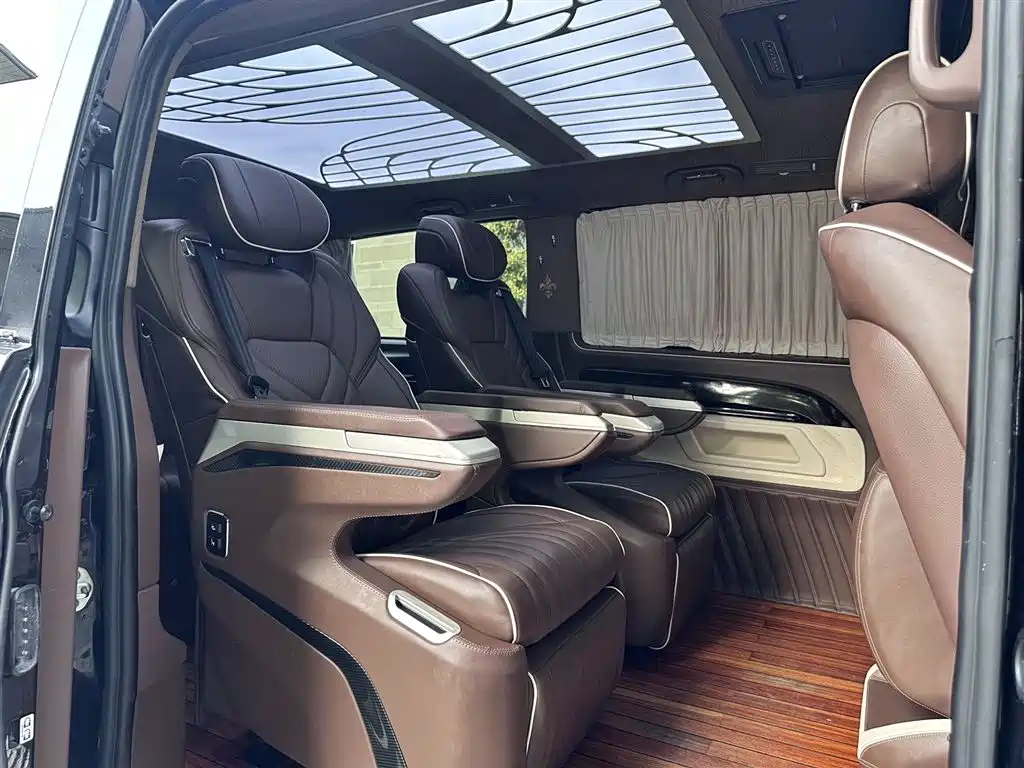 Photo 5 - Mercedes-Benz Vito