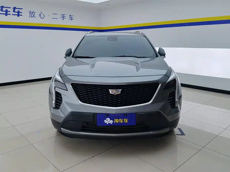 Cadillac XT4 2022 28T FWD Luxury фото 2