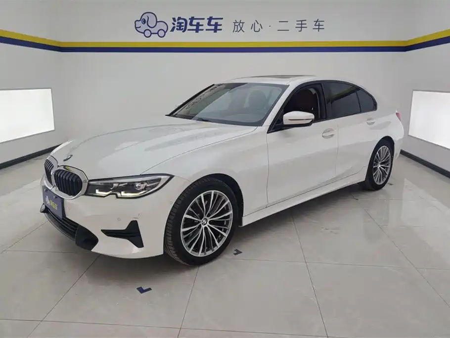 BMW 3 Series 2022 320i Sport Package