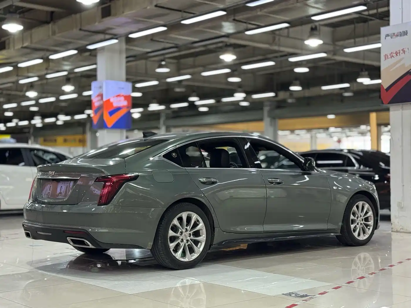 CADILLAC CT5
