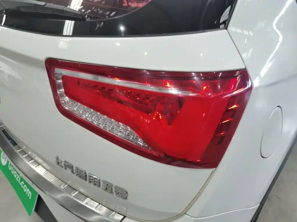 Baojun 560 2017 2016 1.8L iAMT Elite