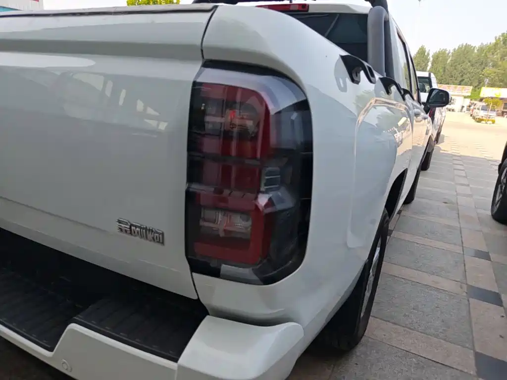 Great Wall King Kong Cannon 2024 2024 2.0T Automatic 8AT Gasoline 2WD Elite Standard Cargo Box