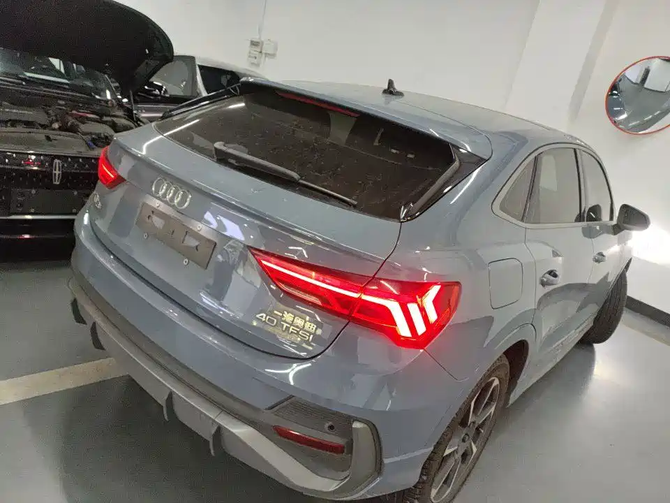 Audi Q3 Sportback 2023 2022 Model 40 TFSI RS Kit Speed Edition
