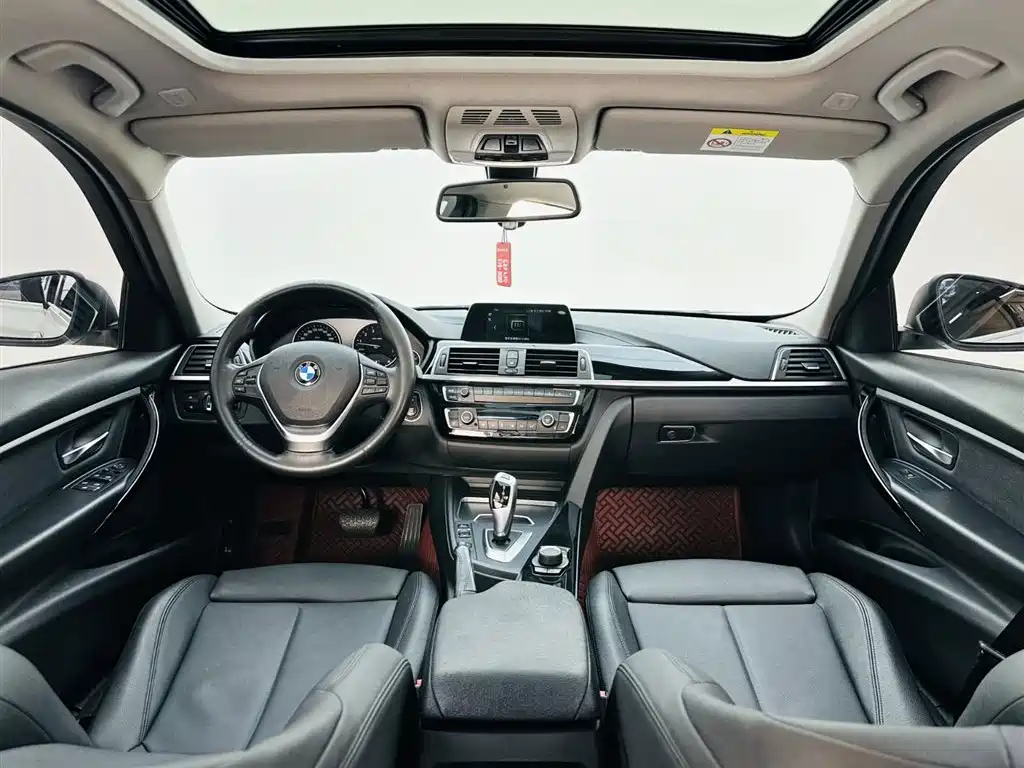 BMW 3 Series 2018 320Li Fashion Style фото 15