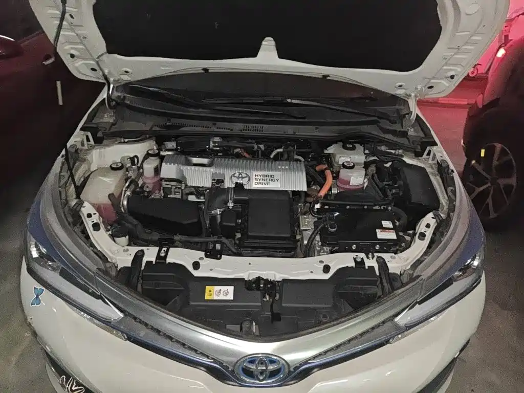 Toyota Corolla Twin Engine E+ 2021 2020 1.8L E-CVT Comfort Edition