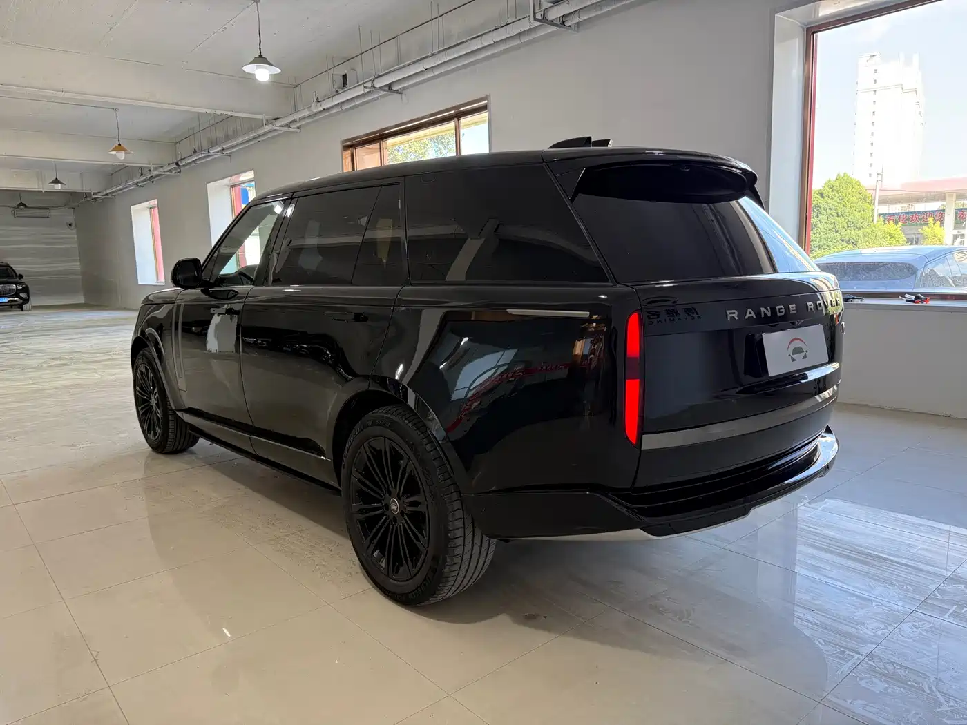 Фото 4 - Land Rover Range Rover