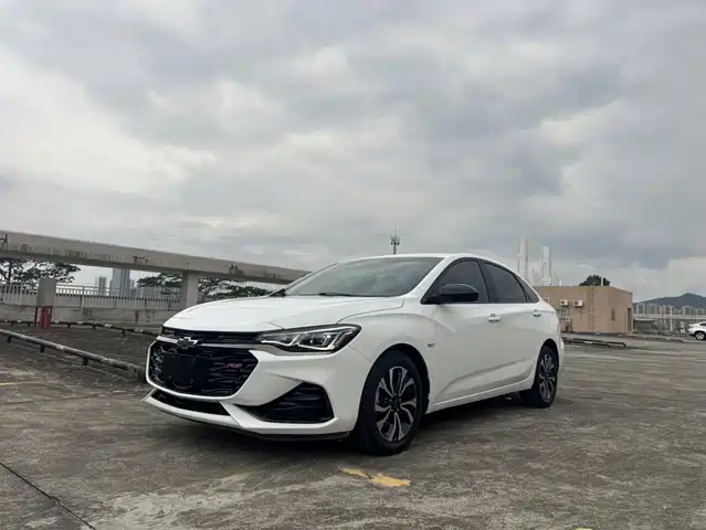 Chevrolet Monza 2019 RS 330T Auto Smooth Edition China VI