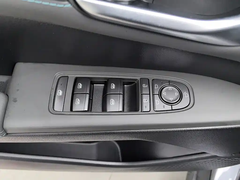 Фото 9 - BYD Qin PLUS