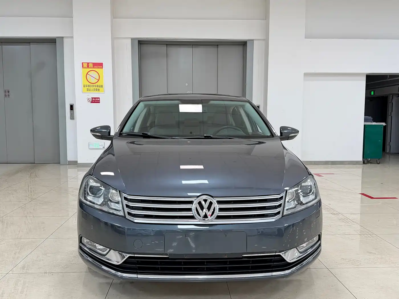 Volkswagen Magotan 2012 1.8TSI Premium фото 3