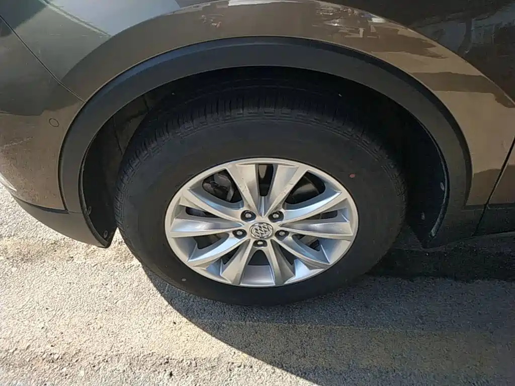 Фото 23 - Buick Envision Plus