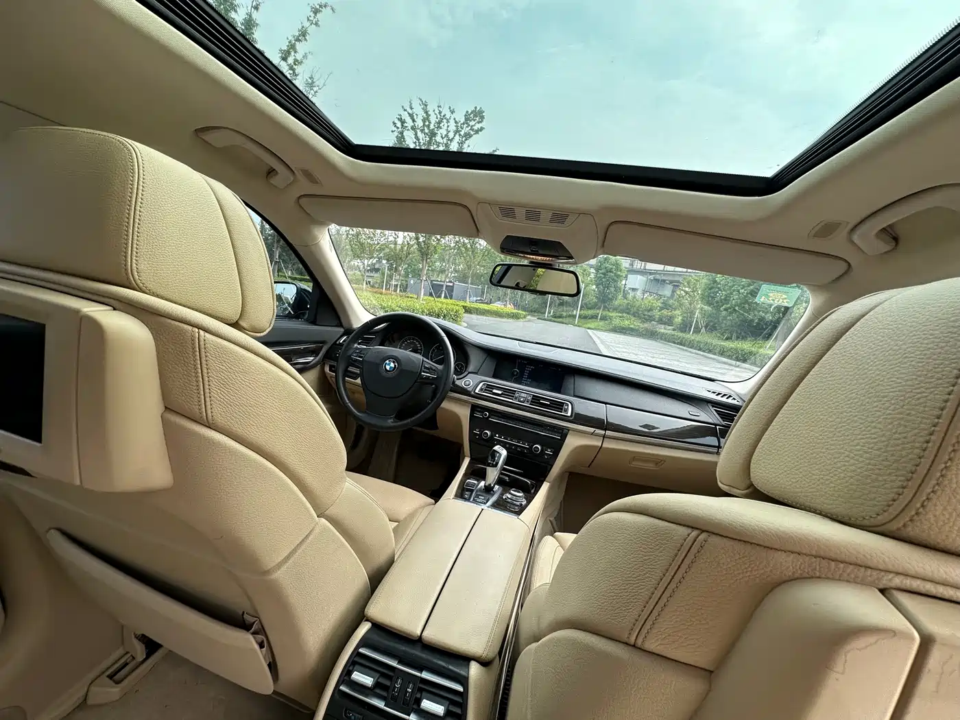 BMW 7 Series 2011 2009 740Li Premium