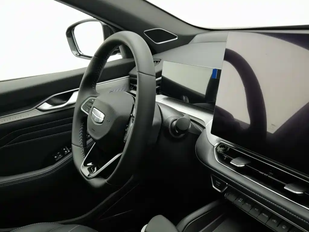 Geely Preface 2026 2025 Oriental Glory 1.5TD Kunlun Edition