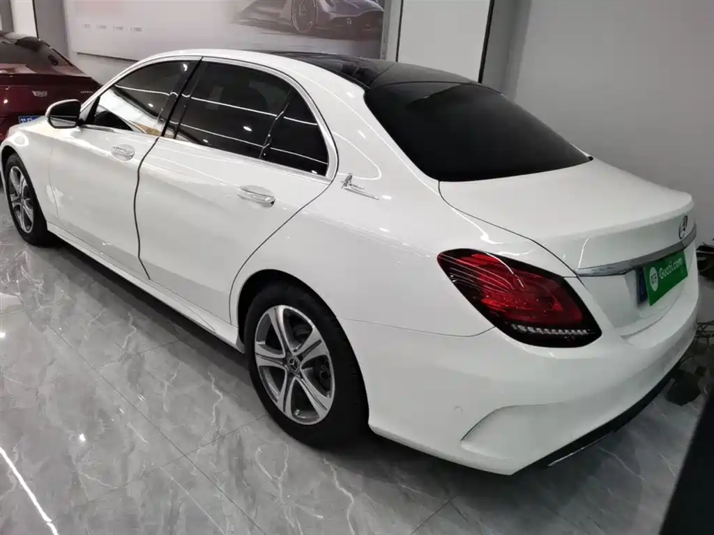 MERCEDES-BENZ CLASS C