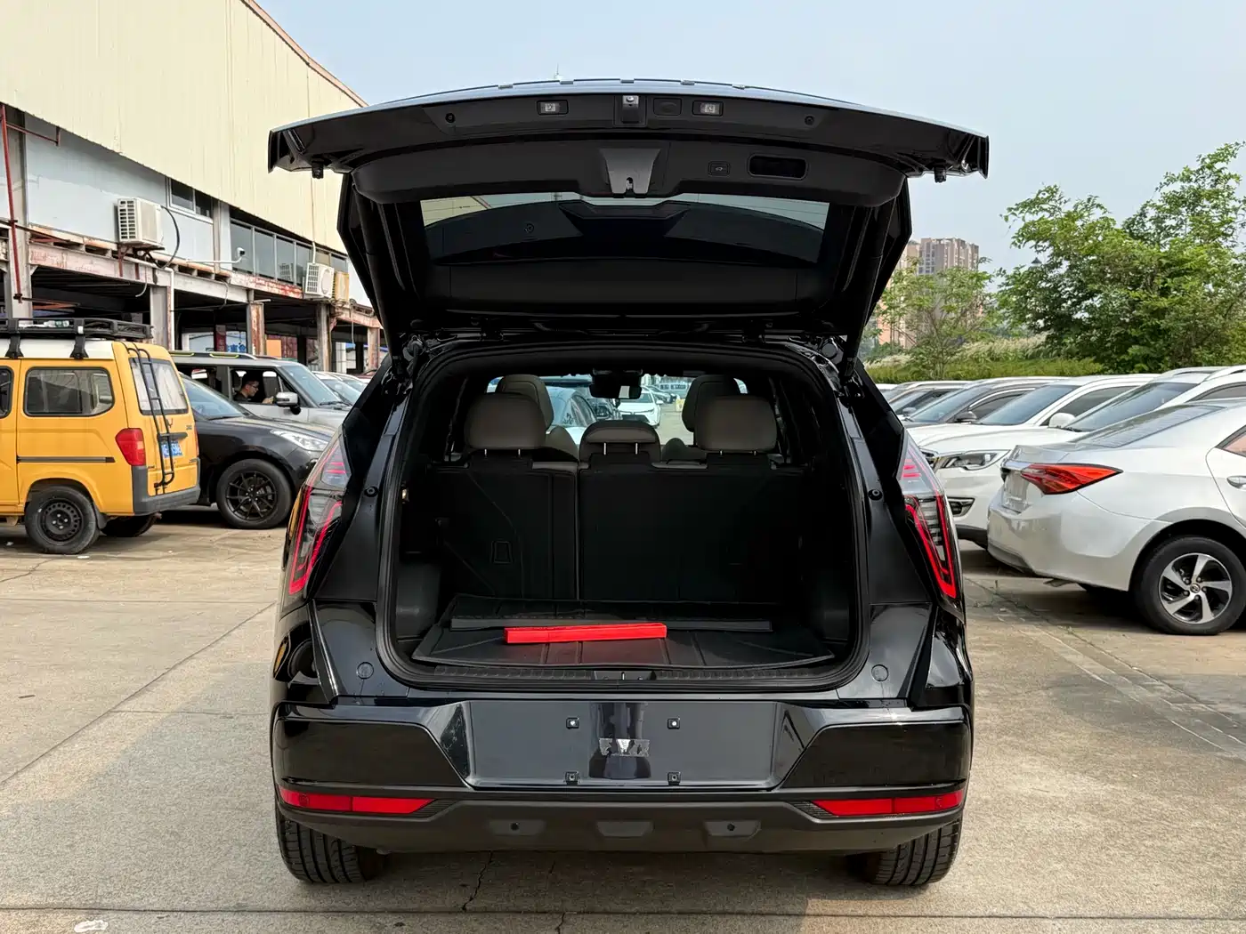 GEELY AUTOMOBILE BOYUE L