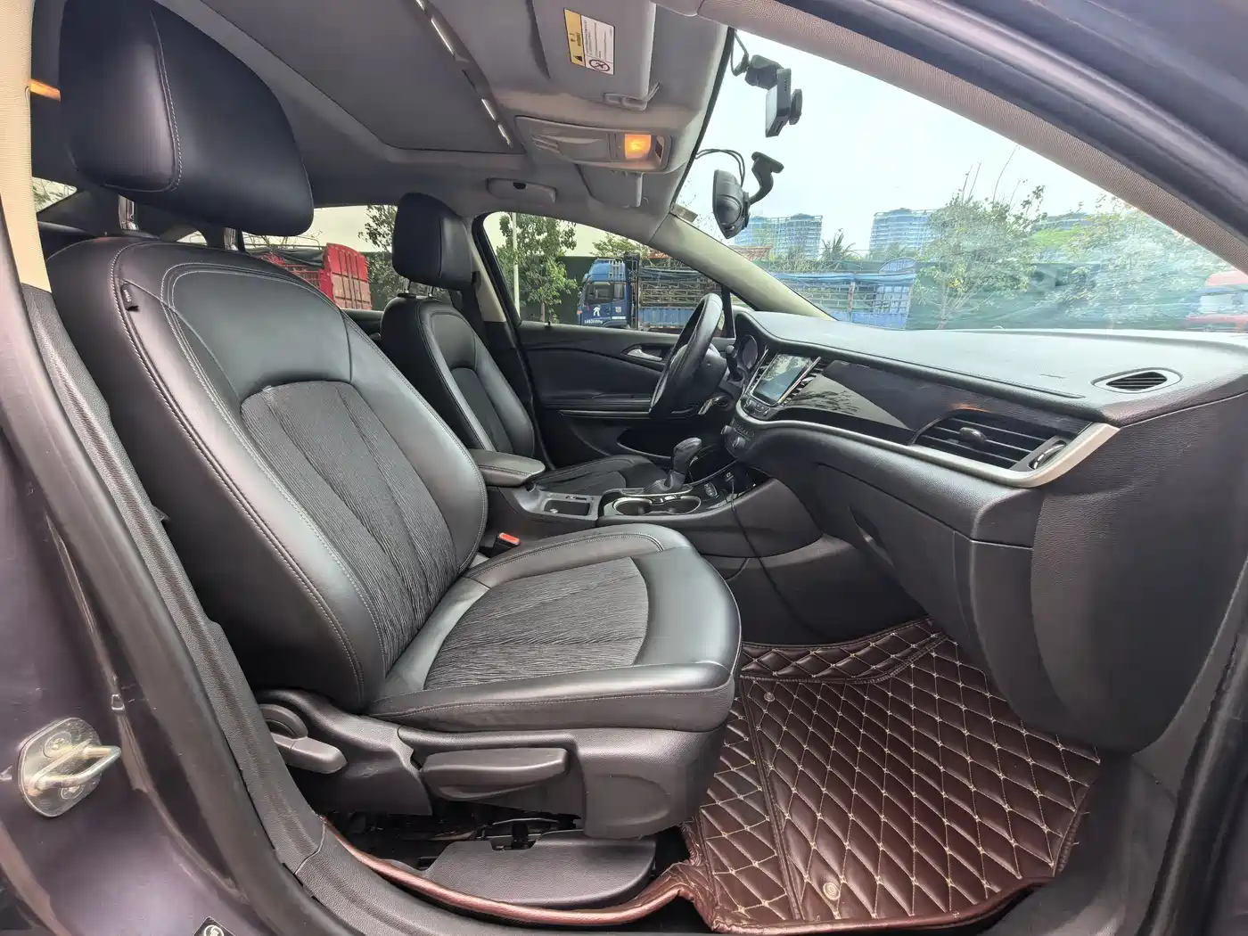 Buick Verano 2015 Sedan 20T Dual-clutch Leading фото 6