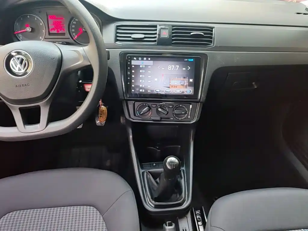 صورة 13 - Volkswagen Santana
