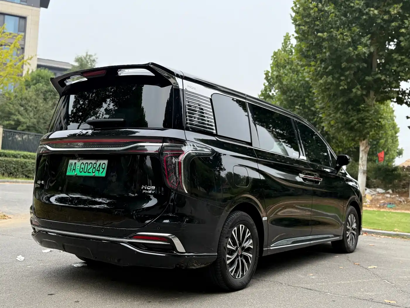Hongqi HQ9 PHEV 2025 2024 Model 2.0T AWD Business Edition