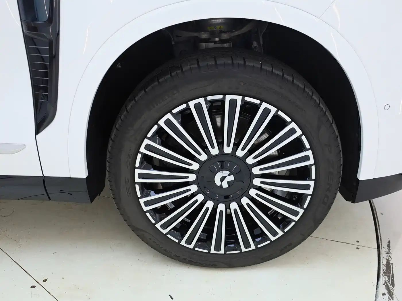 NIO ES8 2026 2025 Base Model 7-Seater