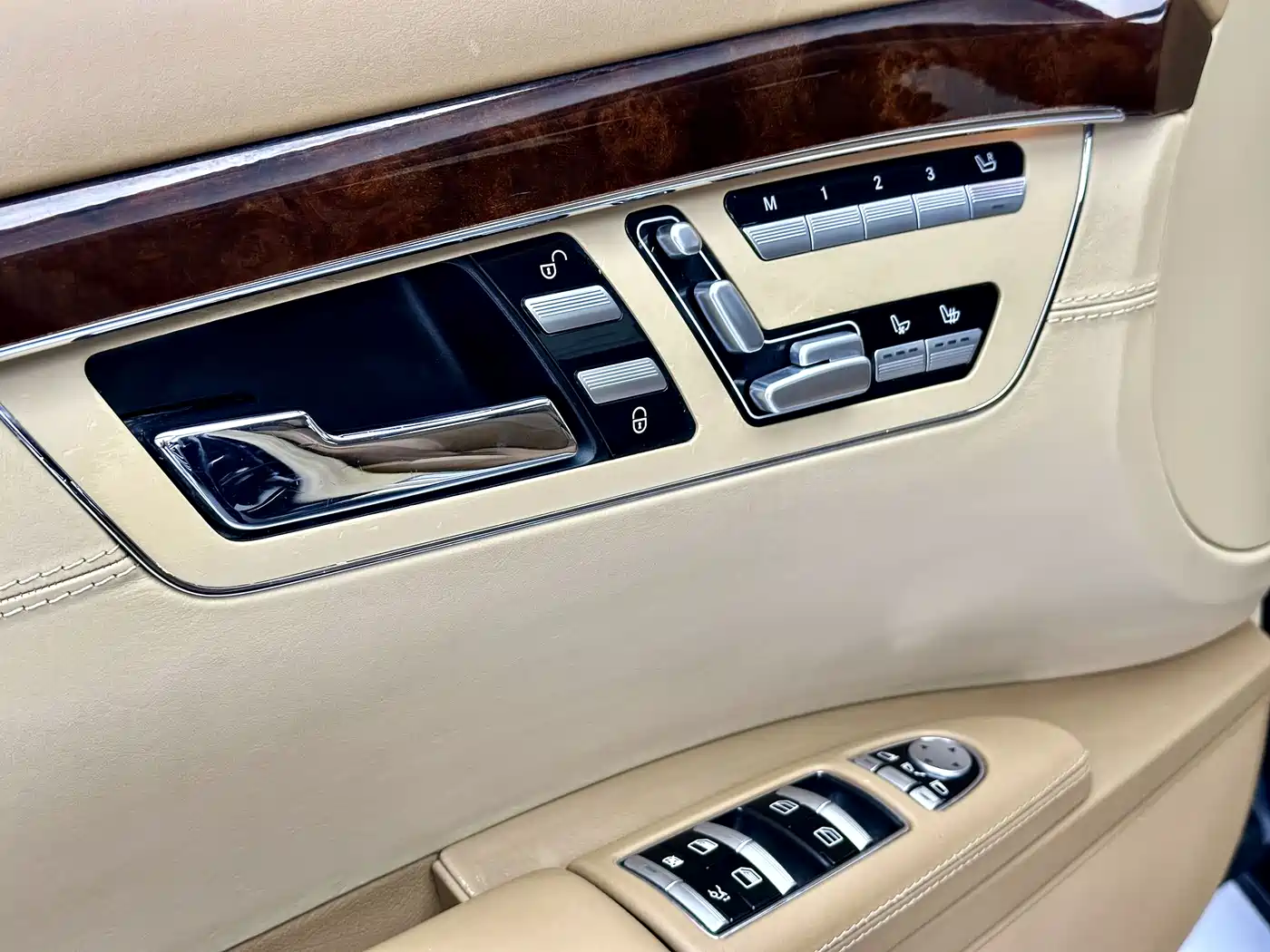 Mercedes-Benz S-Class 2009 2008 Model S 500 L 4MATIC