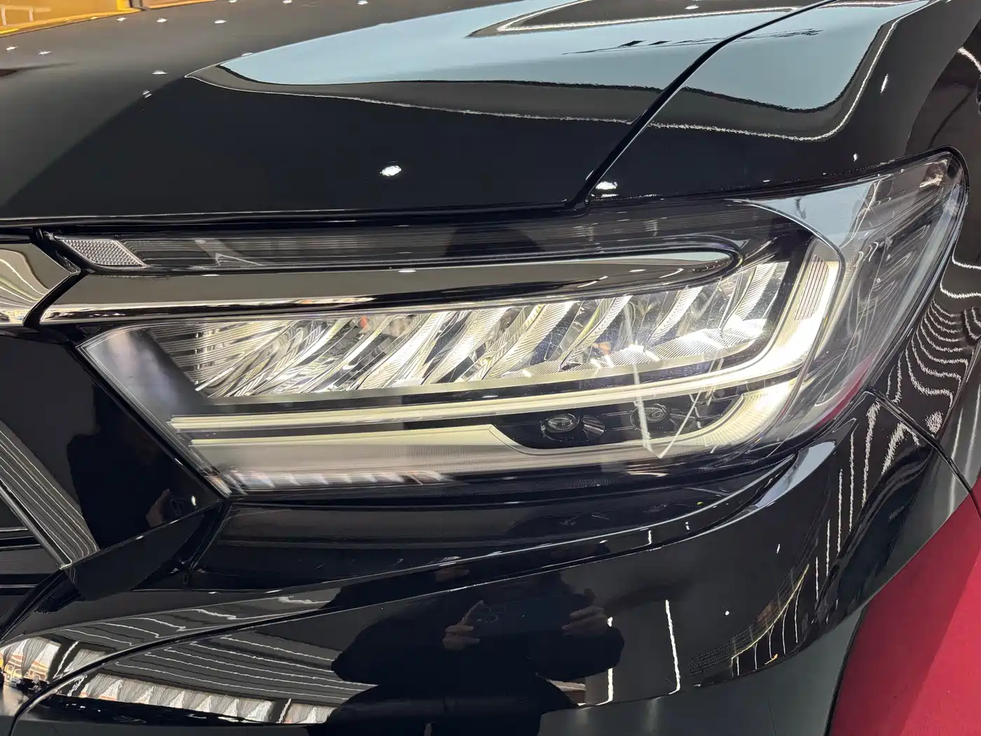 Фото 37 - Honda Elysion