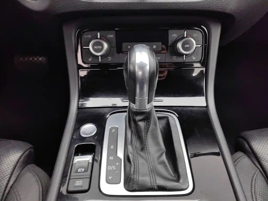 Photo 13 - Volkswagen Touareg