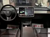 Фото 18 - Tesla Model 3