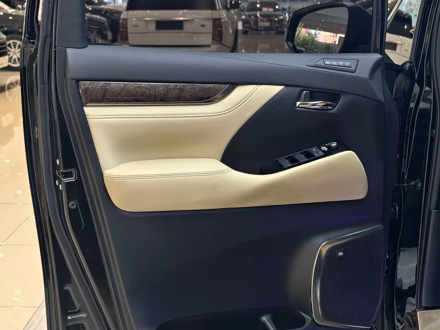Toyota Vellfire 2023 2023 Crown Hybrid 2.5L HV Premium