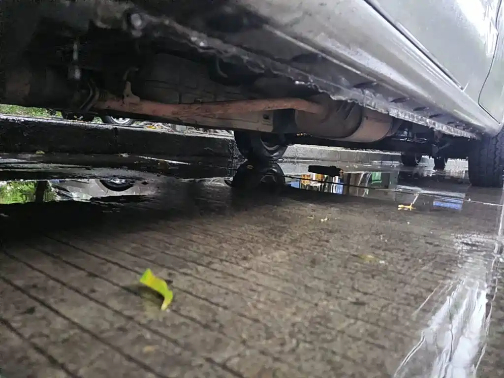 Nissan NV200 2011 2011 1.6L 232-seat Premium Elegance Model