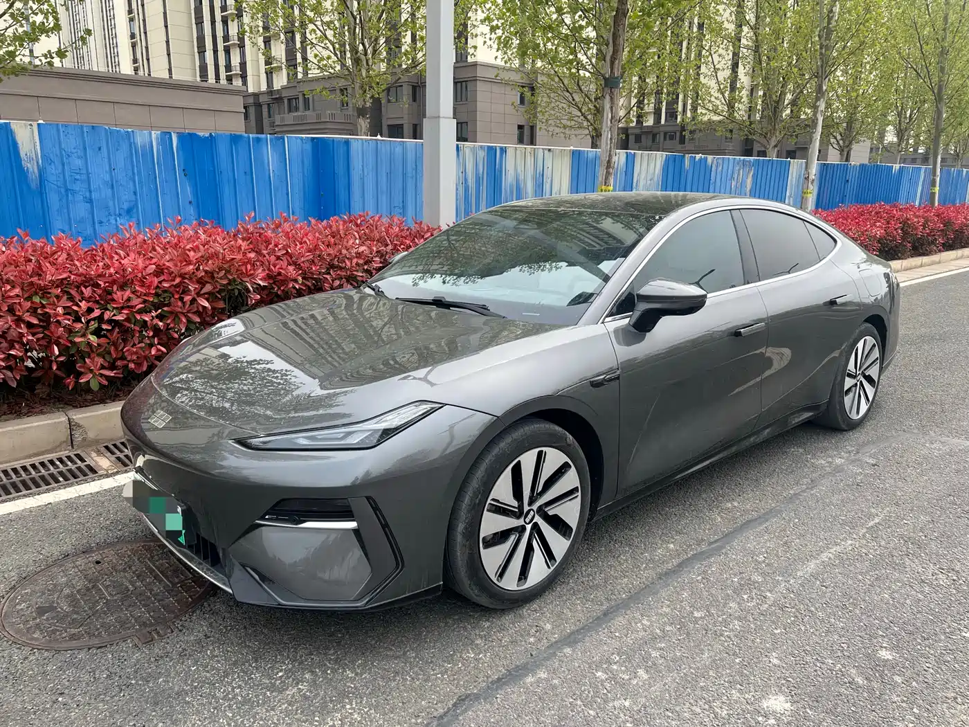 GEELY GALAXY GALAXY E8