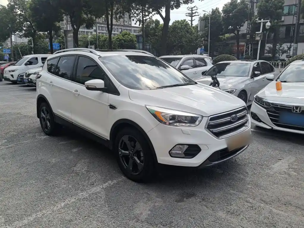 Ford Kuga 2020 2019 EcoBoost 180 2WD Luxury Wing Edition China VI