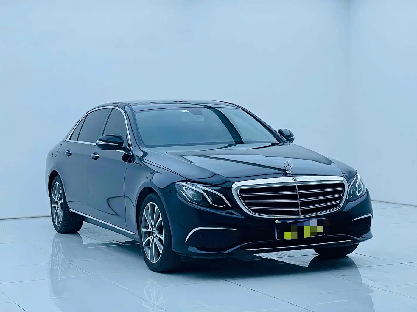 Mercedes-Benz E-Class 2019 E 300 L Luxury фото 3