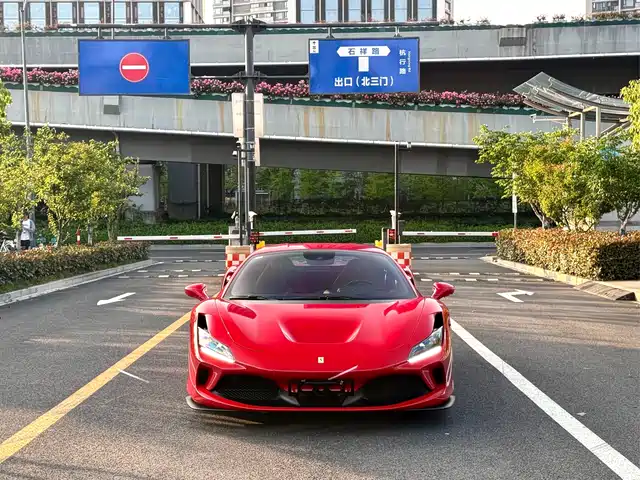 ferrari f8