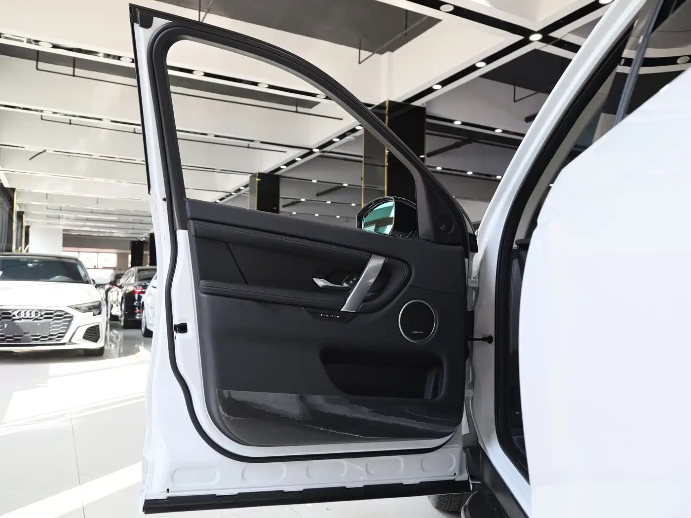 2026 Land Rover Discovery Sport