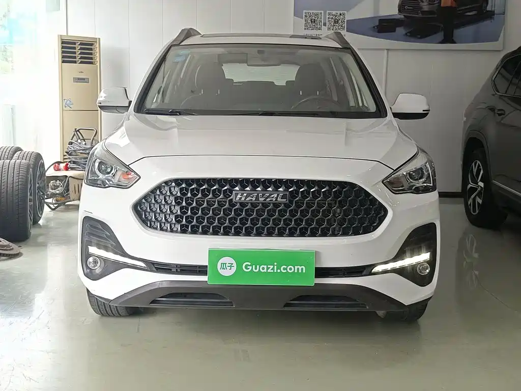 Фото 3 - Haval M6
