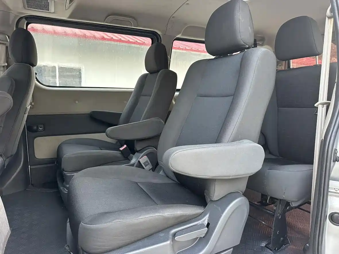 Jinbei Grace 2015 2015 2.0L Classic Edition Luxury Model Long Wheelbase 9-Seater