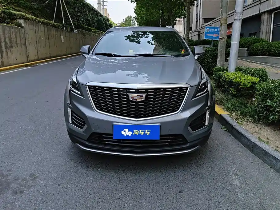 Cadillac XT5 2022 2.0T 2WD Luxury фото 2