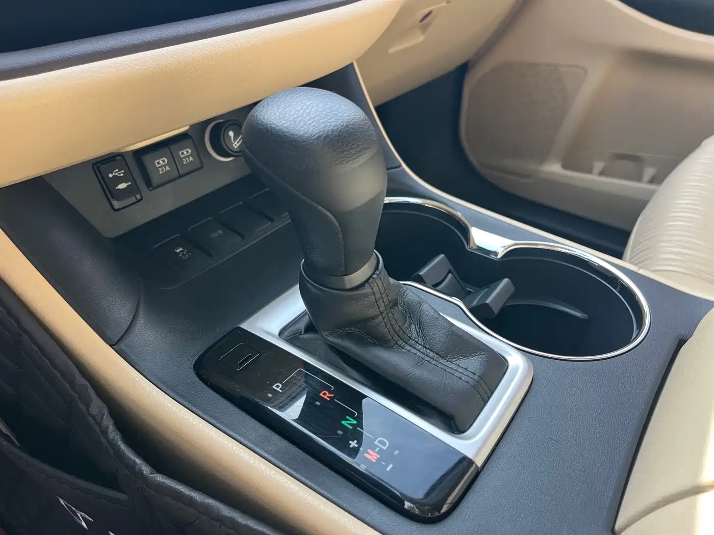 Toyota Highlander 2018 2.0T 2WD Elite 5-Seater China VI фото 11