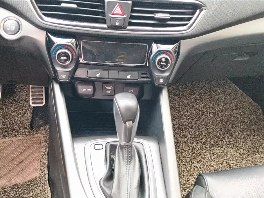 Hyundai Fista 2019 280TGDi Smart Speed Edition China VI фото 16
