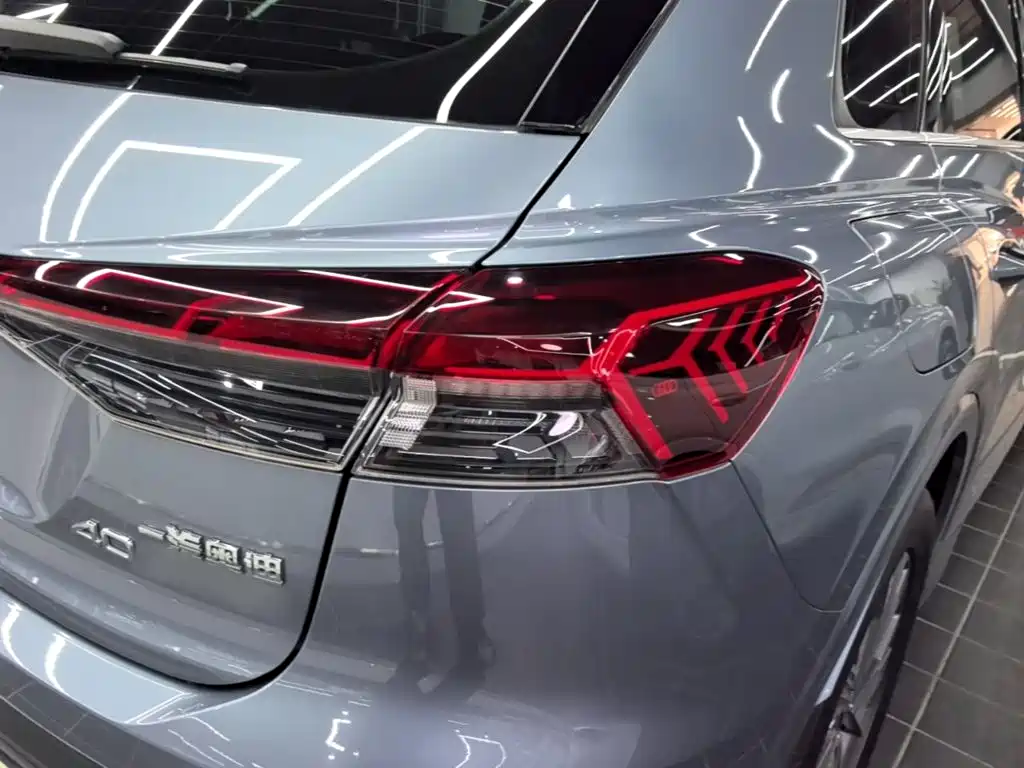 Audi Q4 e-tron 2025 2024 40 e-tron Pioneer Edition
