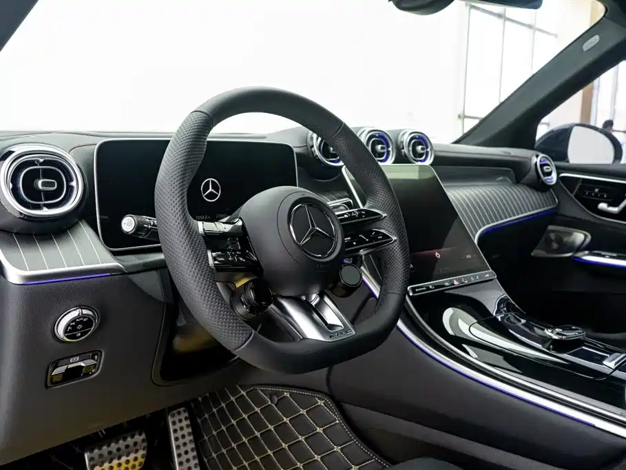 MERCEDES-BENZ GLC AMG