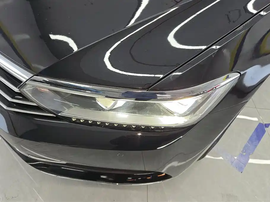 Volkswagen Magotan 2019 330TSI DSG Luxury Class China VI фото 5