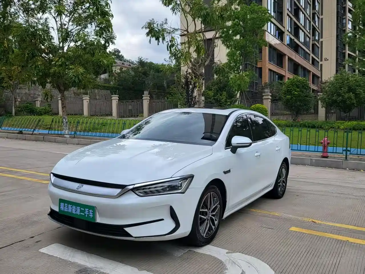 Фото 1 - BYD Qin PLUS