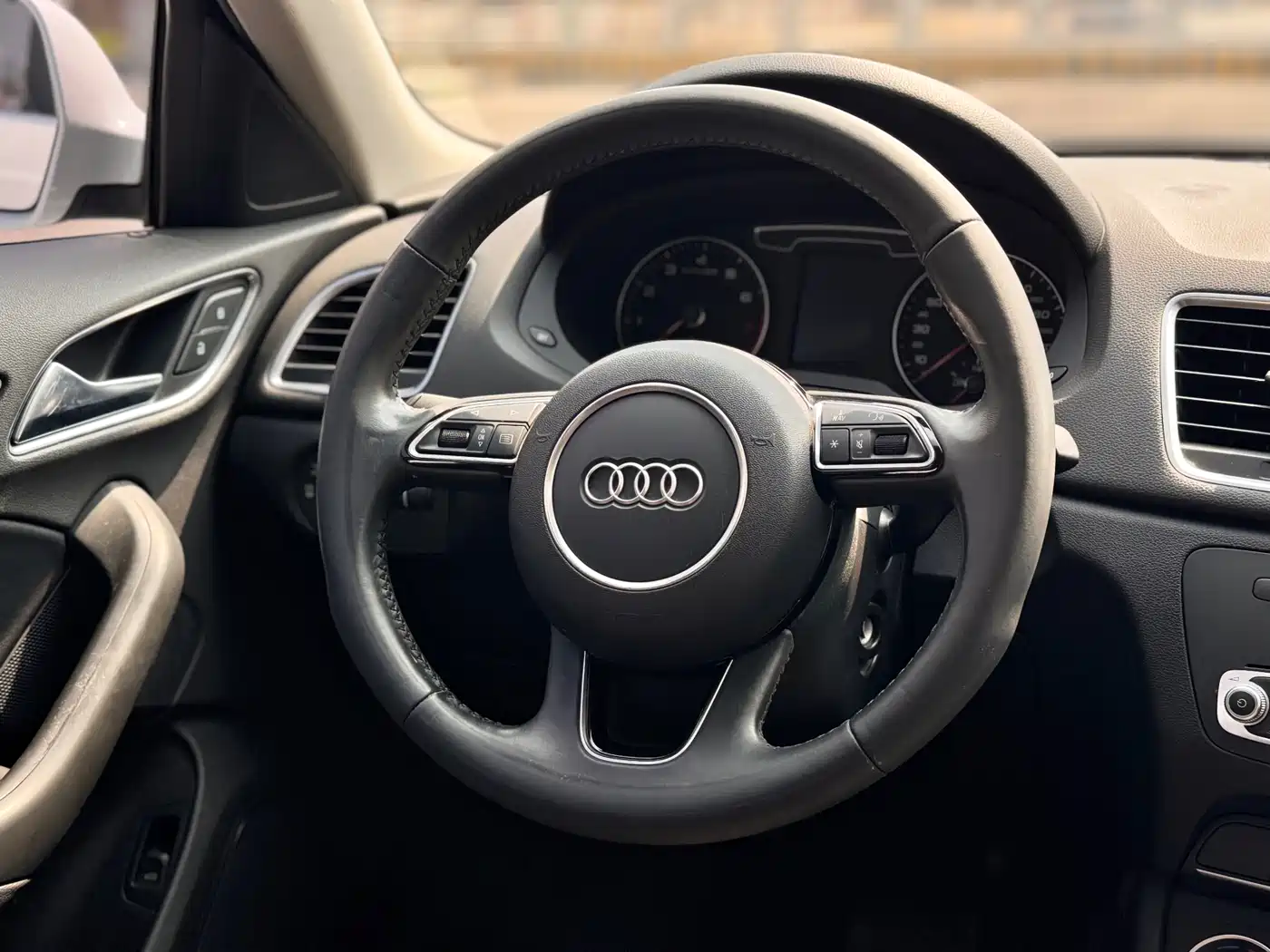 Audi Q3 2018 30th Anniversary Edition 35 TFSI Fashion фото 17